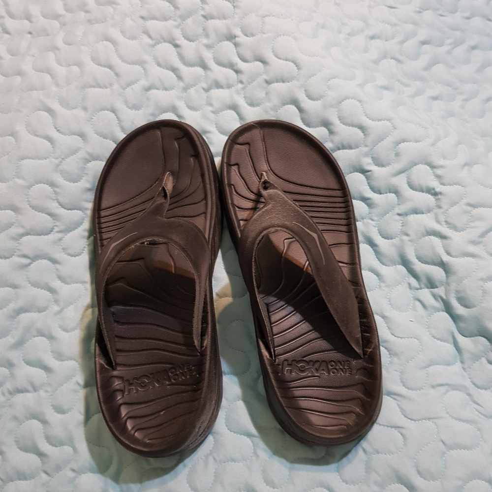Hoka one one flip flops
